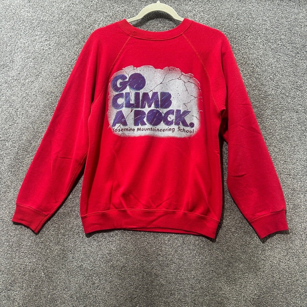 Vintage Hanes Yosemite Mountaineering School Go Climb A Rock Sweatshirt M USA